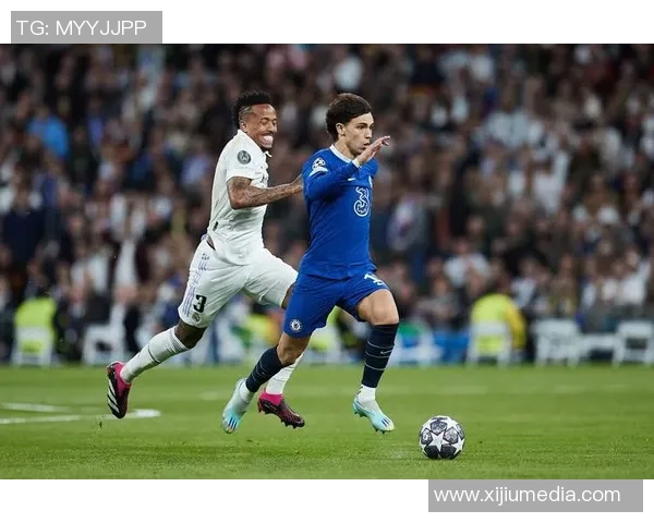 那不勒斯狂胜皇马五球大捷帽子戏法点燃全场激情 那不勒斯狂胜皇马五球大捷帽子戏法点燃全场激情