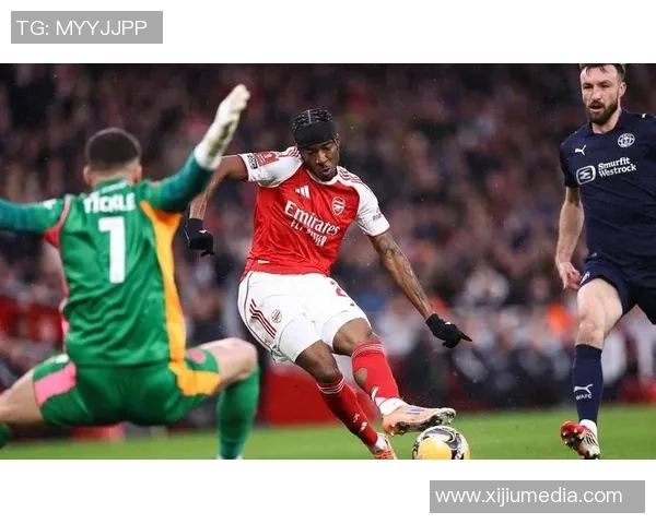阿森纳在国王杯中以4-0大胜国米补时进球点燃全场激情